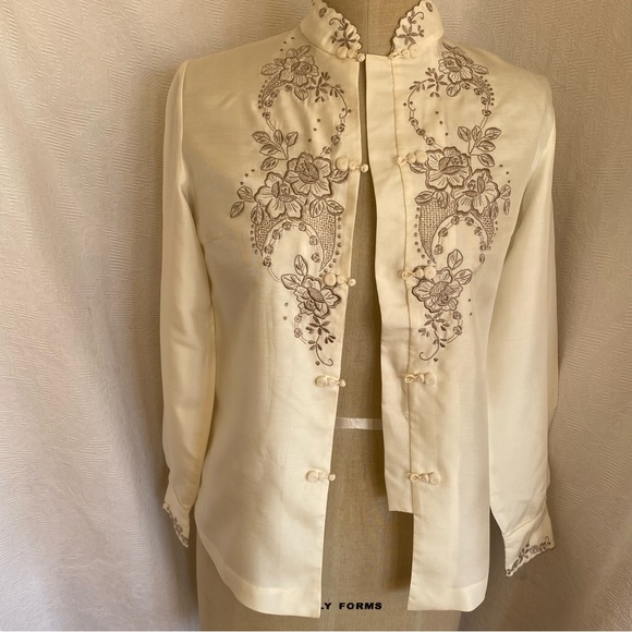 NWT Vtg Hand embroidered silk ivory blouse XS - Picture 1 of 7